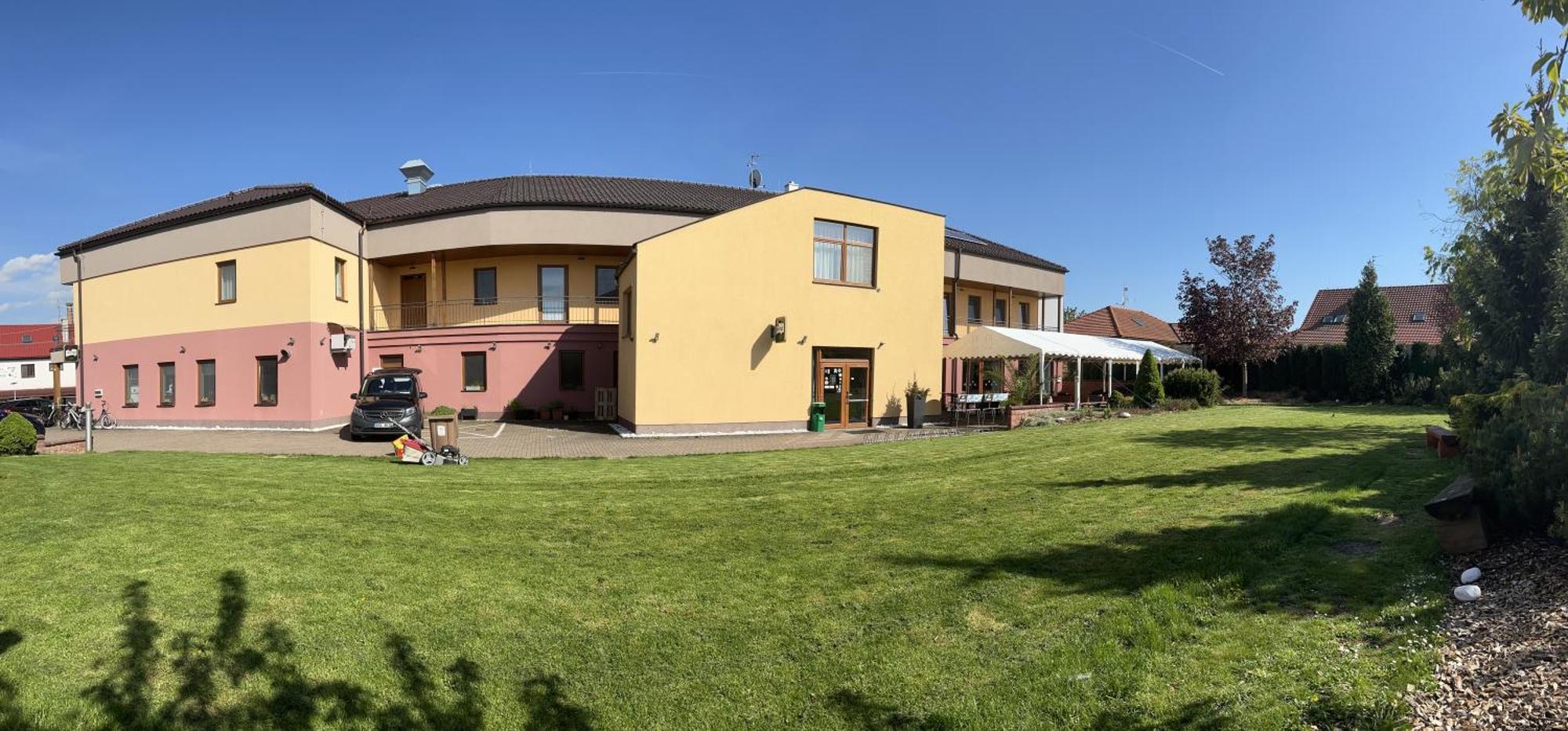 Penzion U Blahu Dolany  Buitenkant foto